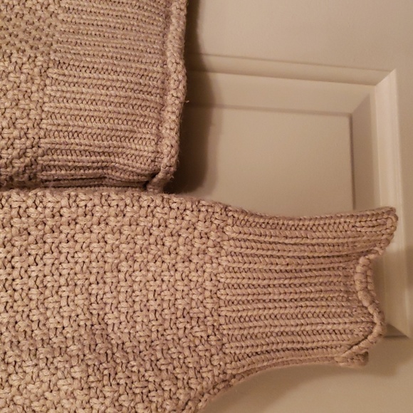Zesica tan mock turtle-neck sweater - Picture 4 of 5